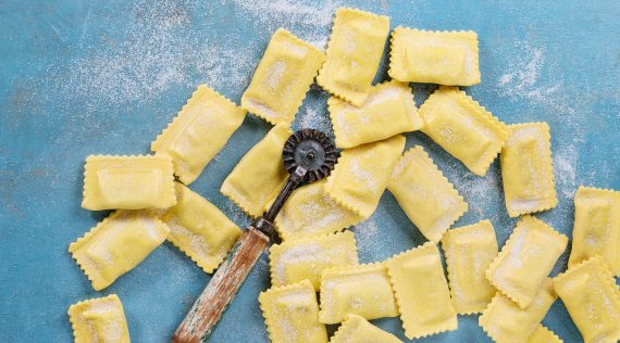 Ravioli Grundrezept für Thermomix® – Foto: gettyimages/NatashaBreen