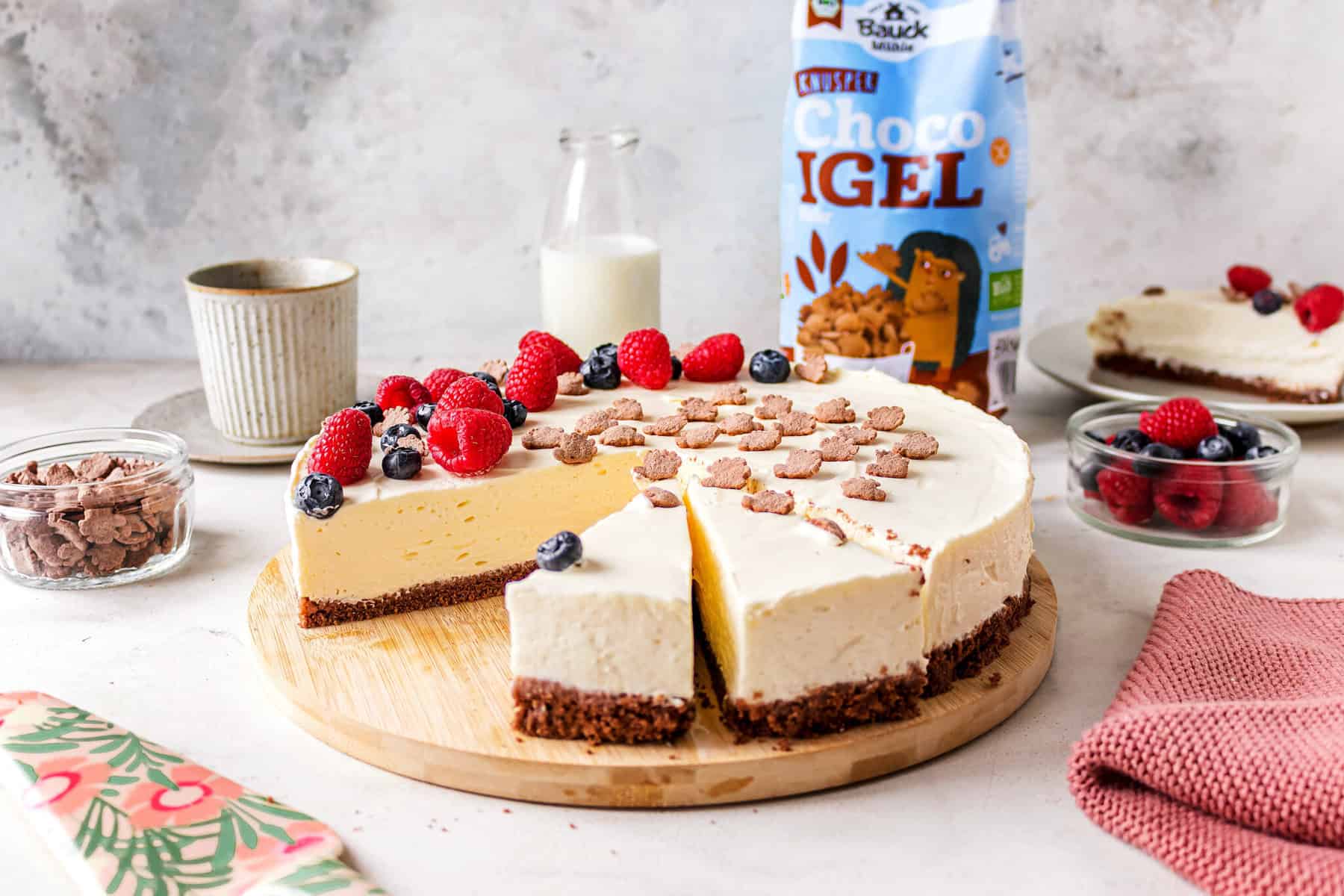 No Bake Cheesecake mit Knusper Choco-Igeln