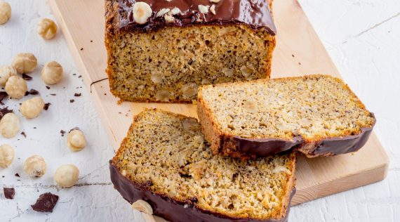 Nusskuchen mit dem Thermomix® – Foto: stockfood_12983343