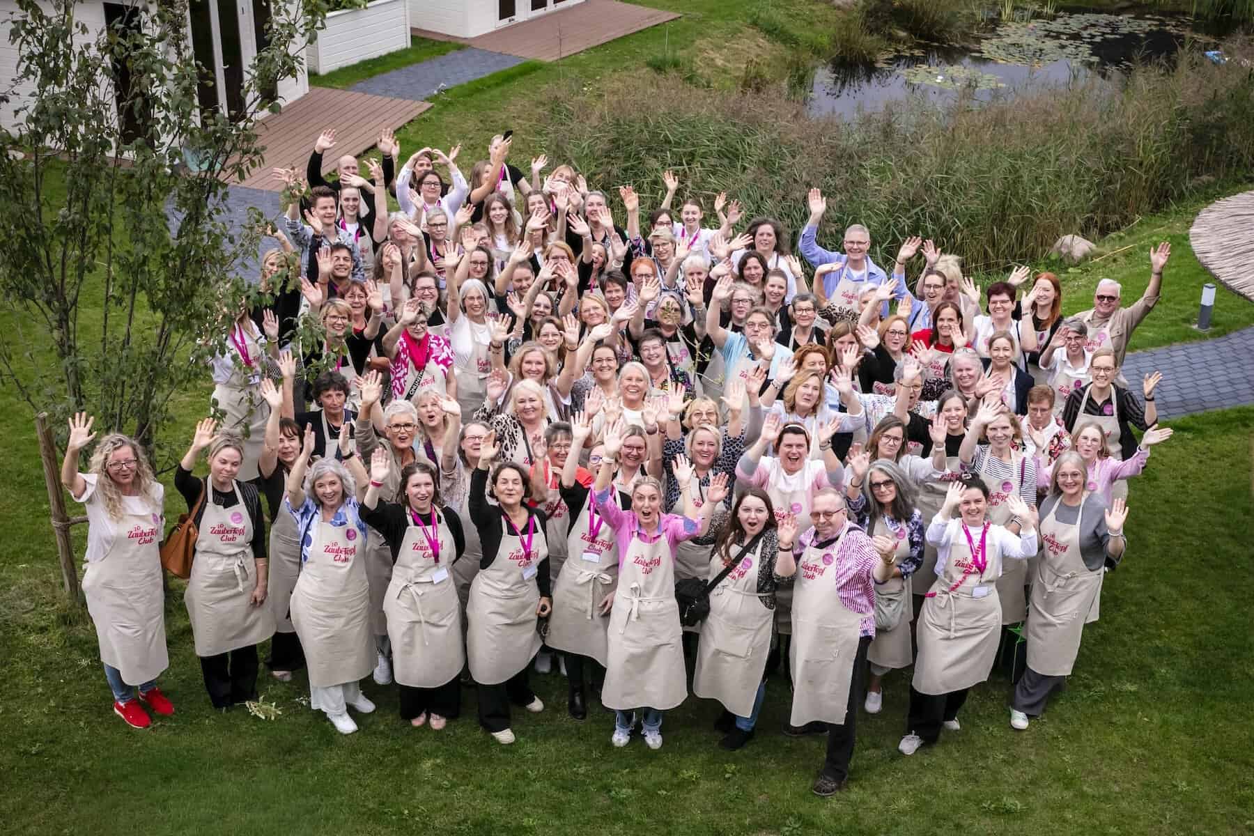 10 Jahre ZauberTopf Club, Gruppenfoto im Garten